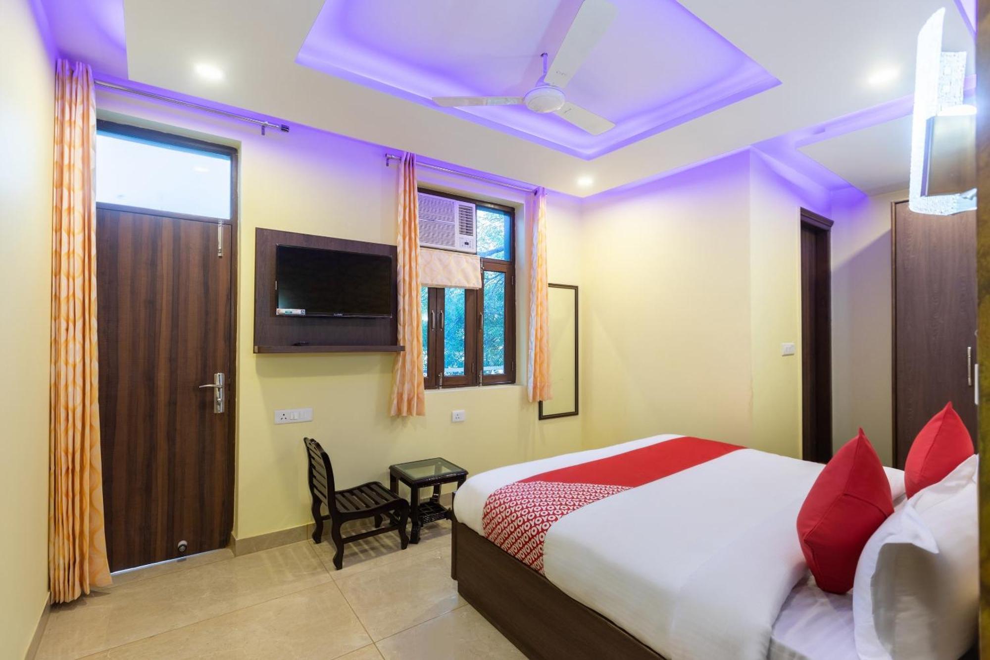Super Oyo Hotel O Red Stone Inn Nueva Delhi Exterior foto
