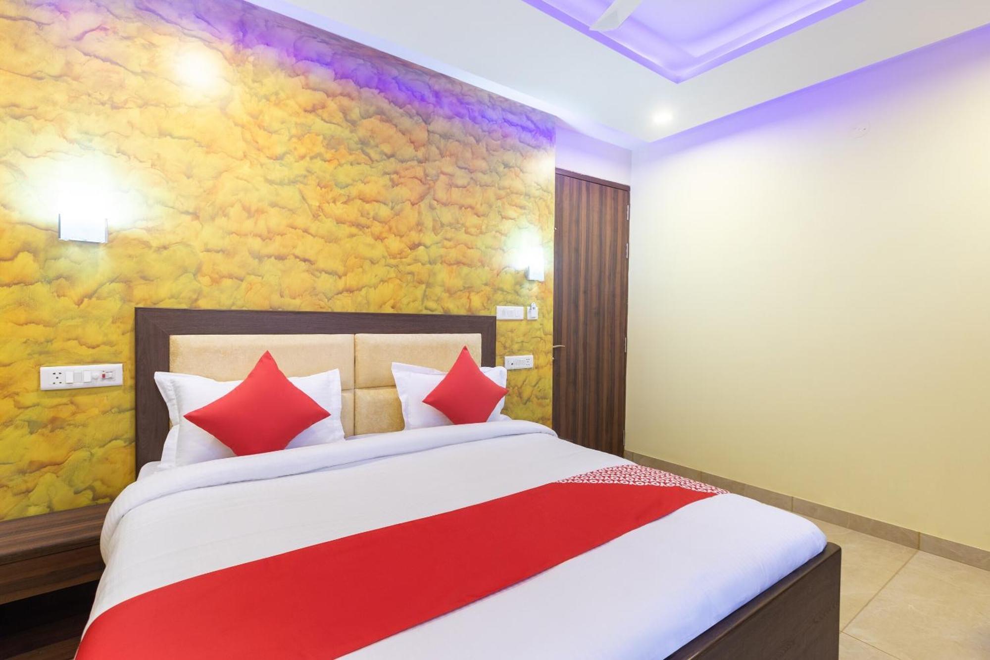 Super Oyo Hotel O Red Stone Inn Nueva Delhi Exterior foto